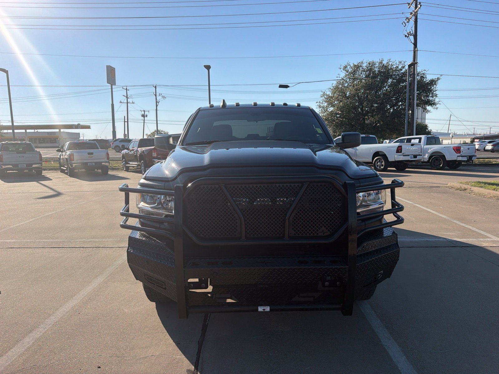 Used 2022 RAM 2500 Tradesman w/ Snow Chief Group AWD/4WD image 2
