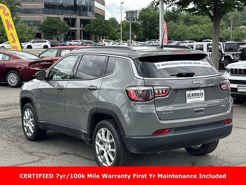 Used 2023 Jeep Compass Latitude AWD/4WD image 5