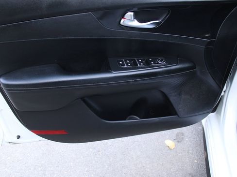 Used 2021 Kia Forte GT-Line FWD image 10