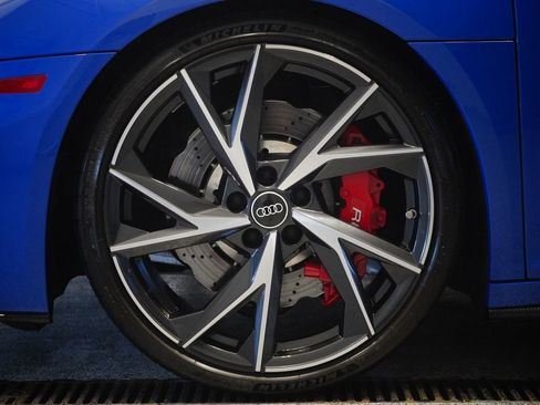 Used 2023 Audi R8 V10 performance image 12