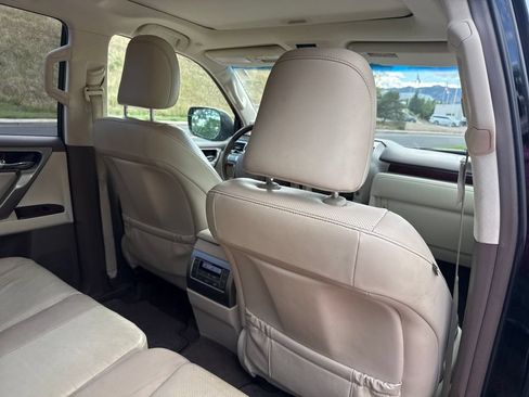 Used 2019 Lexus GX 460 Premium w/ Premium Package AWD/4WD image 28