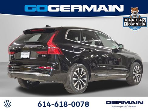 Used 2023 Volvo XC60 B5 Plus AWD/4WD image 8