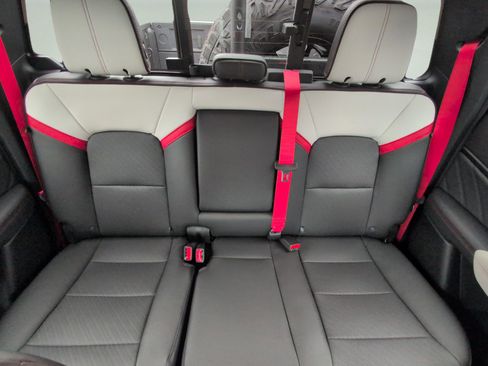 New 2026 GMC Canyon AT4X w/ AT4X AEV Edition image 14