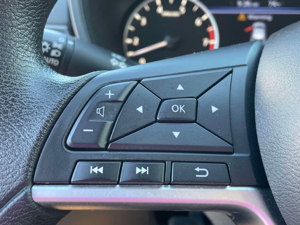 Used 2023 Nissan Altima 2.5 SV FWD image 28