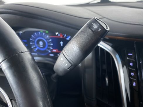 Used 2019 Cadillac Escalade ESV Luxury image 8