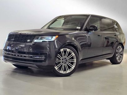 New 2025 Land Rover Range Rover Long Wheelbase SE