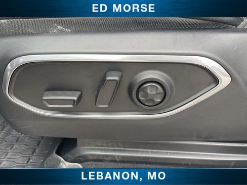 Used 2024 Jeep Wagoneer Series III AWD/4WD image 34