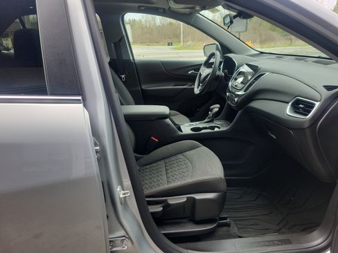 Used 2022 Chevrolet Equinox LT image 17