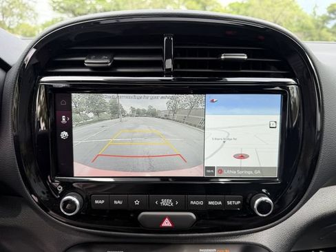 Certified 2022 Kia Soul GT-Line FWD image 18