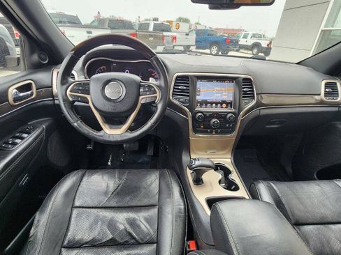Used 2014 Jeep Grand Cherokee Overland w/ Trailer Tow Group IV RWD image 11