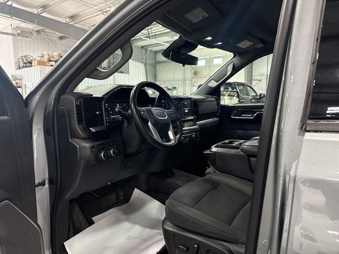 Used 2024 GMC Sierra 1500 Elevation w/ X31 Off-Road Package AWD/4WD image 7