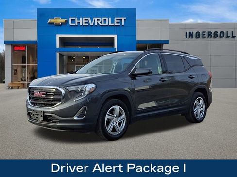 Used 2019 GMC Terrain SLE w/ Driver Convenience Package image 4