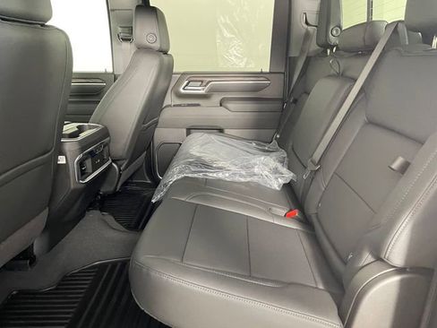 New 2026 GMC Sierra 2500 SLT w/ SLT Convenience Package image 13