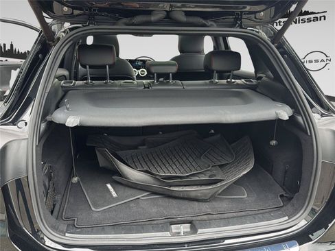 Used 2023 Mercedes-Benz GLA 250 4MATIC image 23