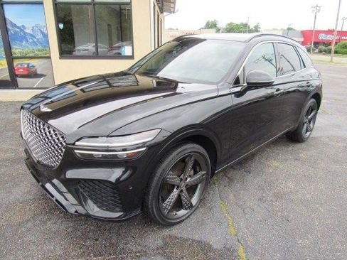 Used 2022 Genesis GV70 2.5T w/ Sport Prestige Package AWD/4WD image 2