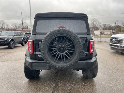 Used 2022 Ford Bronco Wildtrak image 5