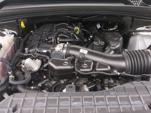 Used 2023 Jeep Grand Cherokee Altitude AWD/4WD image 25