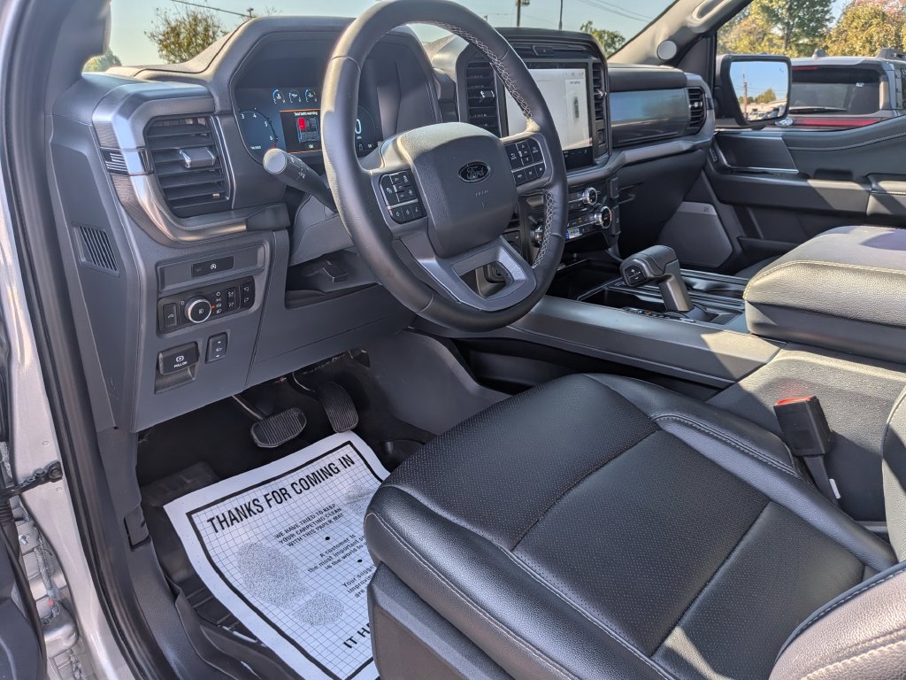 Used 2025 Ford F150 Lariat w/ Equipment Group 501A Mid AWD/4WD image 18