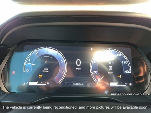 Used 2023 Jeep Grand Cherokee L Overland w/ Rear Seat Video Group I AWD/4WD image 16