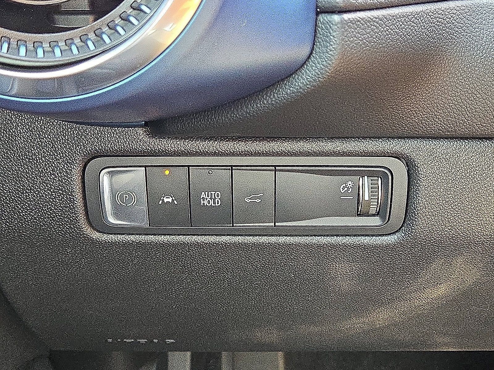 Used 2024 Chevrolet Equinox EV LT FWD image 25