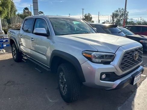 Used 2023 Toyota Tacoma TRD Off-Road image 2