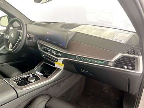 New 2026 BMW X5 xDrive40i w/ Premium Package AWD/4WD image 29