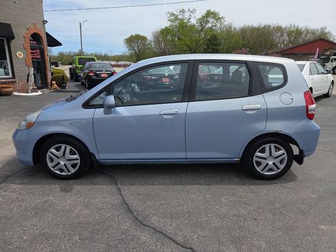 Used 2008 Honda Fit image 3