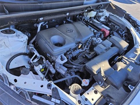 Used 2024 Toyota RAV4 XLE image 17