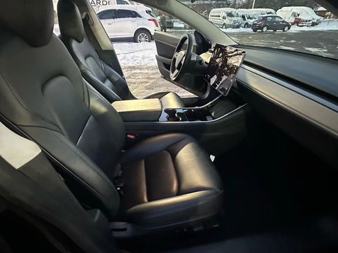 Used 2020 Tesla Model 3 Standard Range image 33