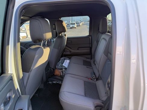 New 2026 Nissan Frontier SV image 13