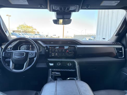 Used 2023 GMC Sierra 1500 Denali w/ Technology Package image 23
