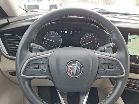 Used 2023 Buick Envision Avenir image 19