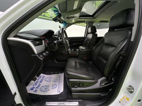 Used 2020 GMC Yukon SLT AWD/4WD image 17