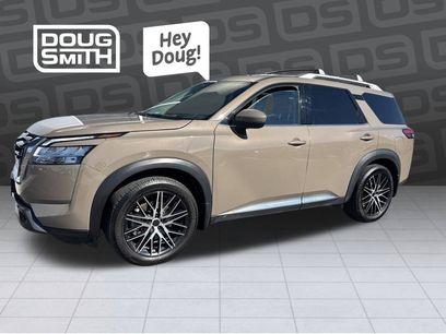 Used 2023 Nissan Pathfinder Platinum