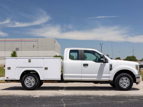 Used 2019 Ford F250 XL w/ XL Value Package RWD image 8