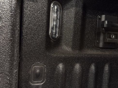 Used 2019 Ford F150 Raptor w/ Equipment Group 802A Luxury AWD/4WD image 9
