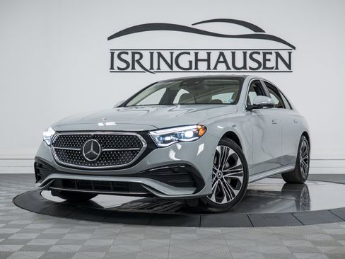 New 2026 Mercedes-Benz E 350 4MATIC Sedan image 28