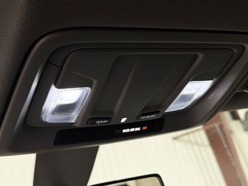 Used 2023 Chevrolet Silverado 2500 W/T w/ WT Convenience Package AWD/4WD image 6