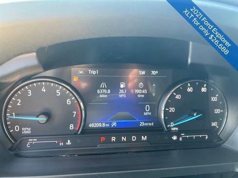 Used 2021 Ford Explorer XLT AWD/4WD image 17