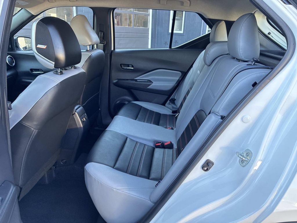 Certified 2023 Nissan Kicks SR w/ SR Premium Package FWD image 15