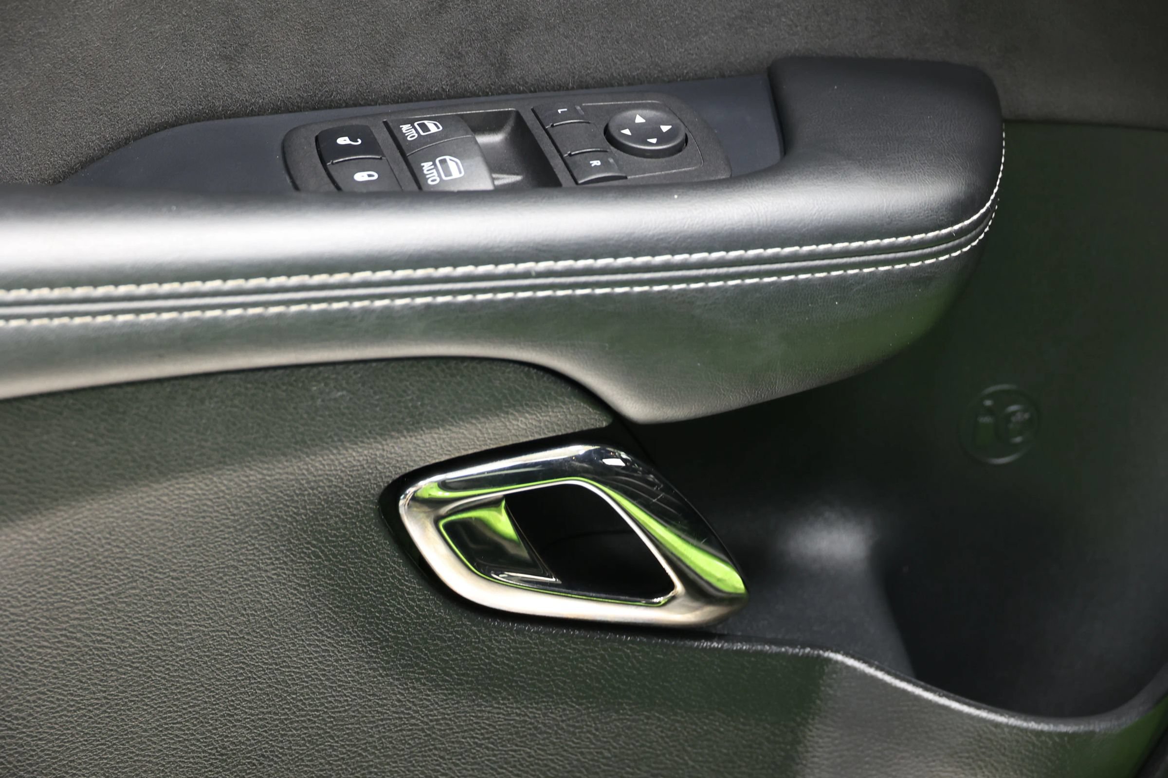 Used 2023 Dodge Challenger SRT Hellcat RWD image 12