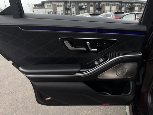 Used 2021 Mercedes-Benz S 580 4MATIC Sedan w/ AMG Line image 19