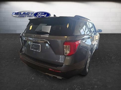 Used 2021 Ford Explorer XLT w/ Equipment Group 202A AWD/4WD image 6