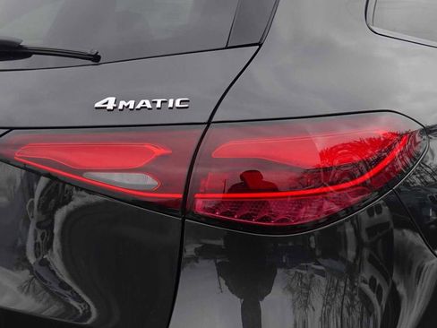 Used 2026 Mercedes-Benz GLC 300 GLC 300 image 12