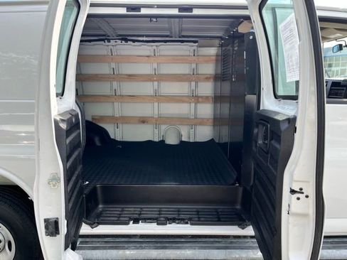 Used 2025 GMC Savana 2500 w/ Driver Convenience Package RWD image 18