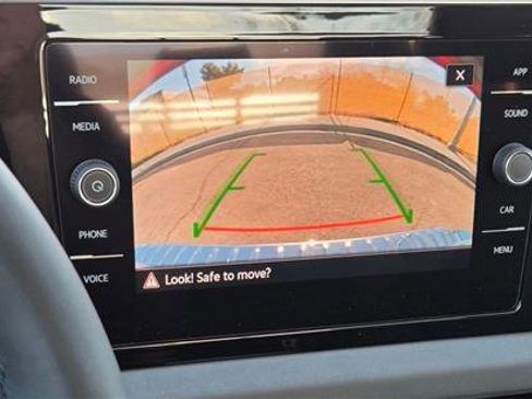 New 2026 Volkswagen Jetta SE FWD image 12