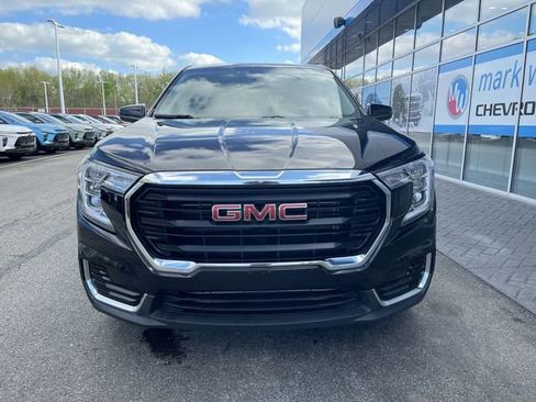 Certified 2023 GMC Terrain SLE FWD image 29
