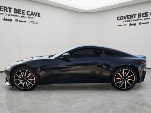 Used 2019 Aston Martin V8 Vantage Coupe image 4