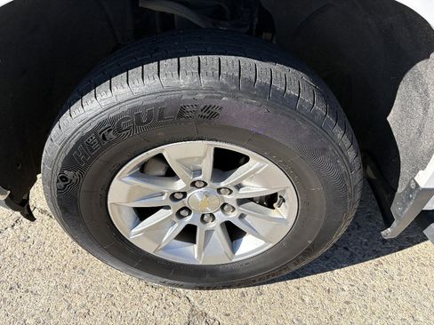 Used 2020 Chevrolet Silverado 1500 LT w/ All-Star Edition image 9