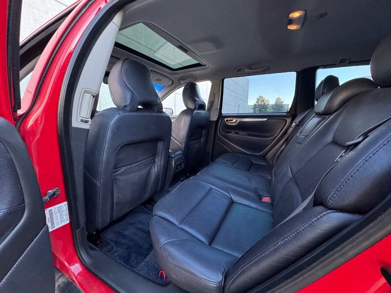 Used 2004 Volvo V70 R AWD/4WD image 24